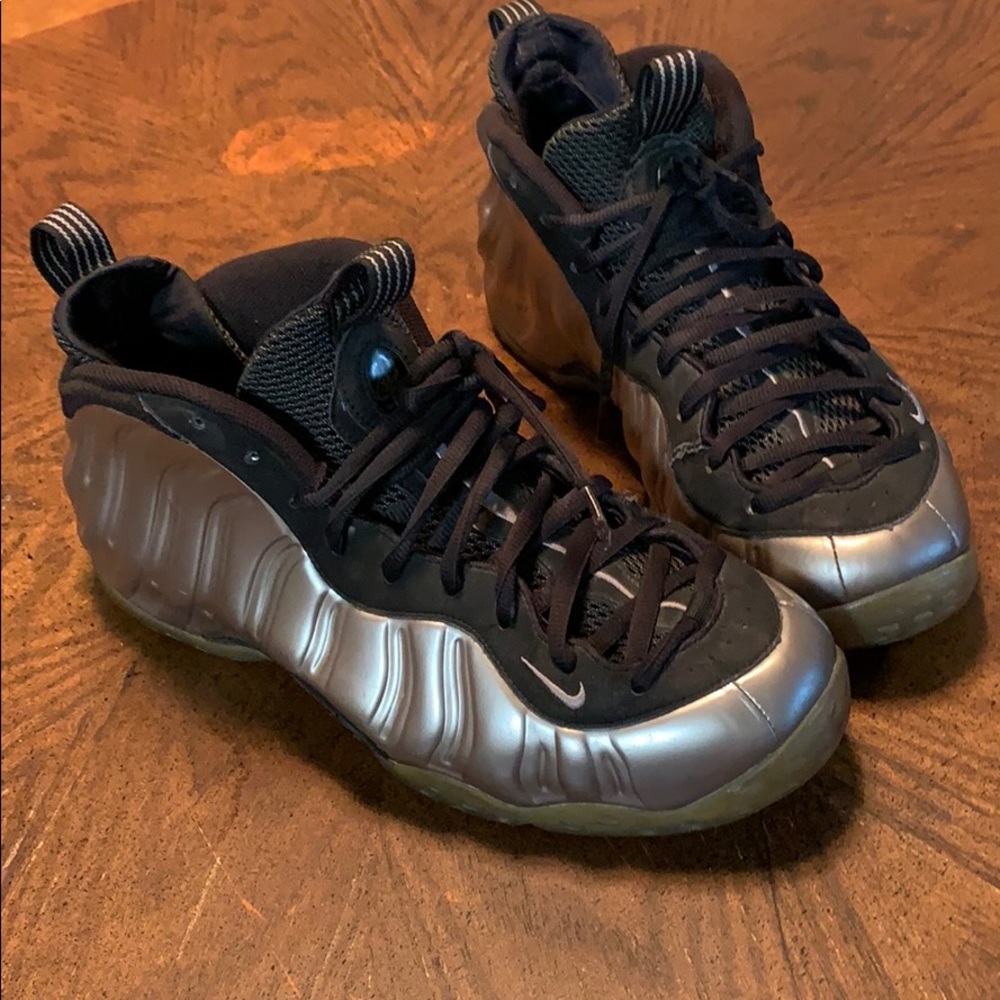 Pewter Foams Size 12